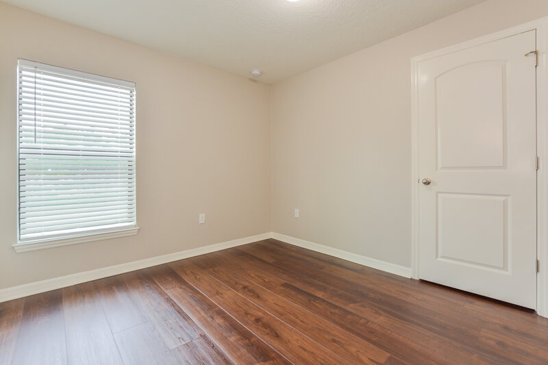 1,940/Mo, 2340 Bexley Dr Tavares, FL 32778 Bedroom View 3