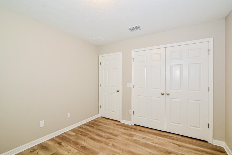 1,855/Mo, 1105 Atlantic Ave Fruitland Park, FL 34731 Bedroom View 2