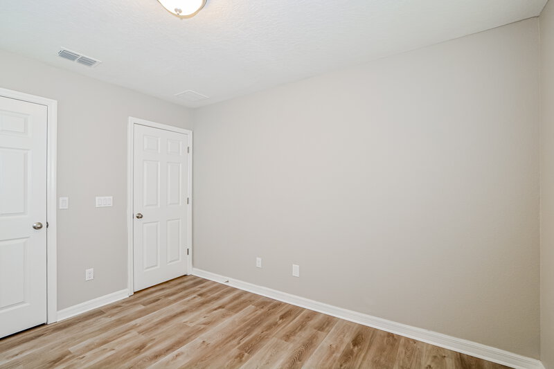 1,855/Mo, 1105 Atlantic Ave Fruitland Park, FL 34731 Bedroom View 3