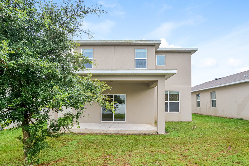 1,855/Mo, 1105 Atlantic Ave Fruitland Park, FL 34731 Rear View