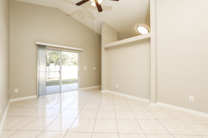 2,215/Mo, 5934 Rywood Dr Orlando, FL 32810 Living Room View 2