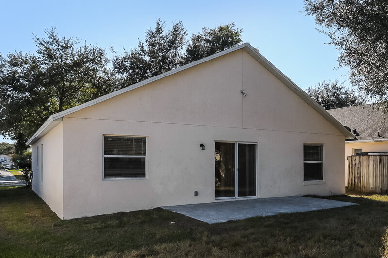 2,215/Mo, 5934 Rywood Dr Orlando, FL 32810 Rear View 2