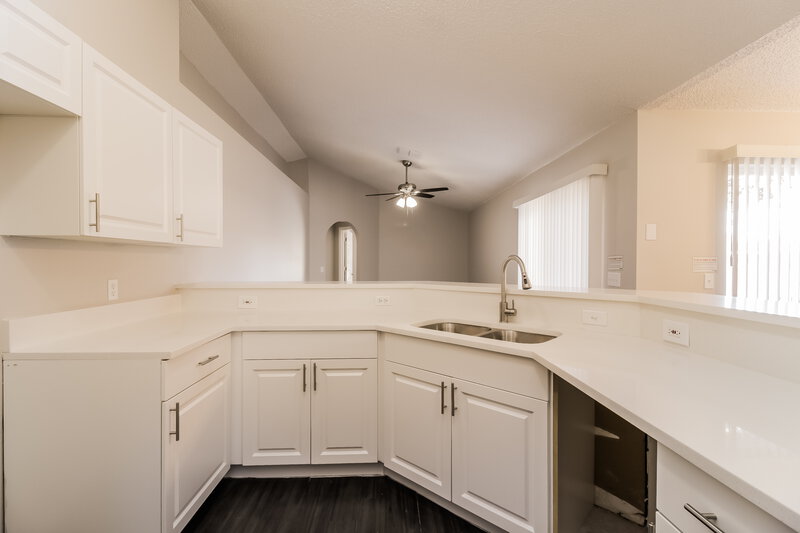 2,765/Mo, 266 Regal Downs Cir Winter Garden, FL 34787 Kitchen View