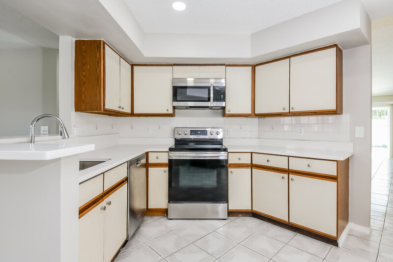 2,350/Mo, 13025 San Diego Woods Ln Orlando, FL 32824 Misc View 7