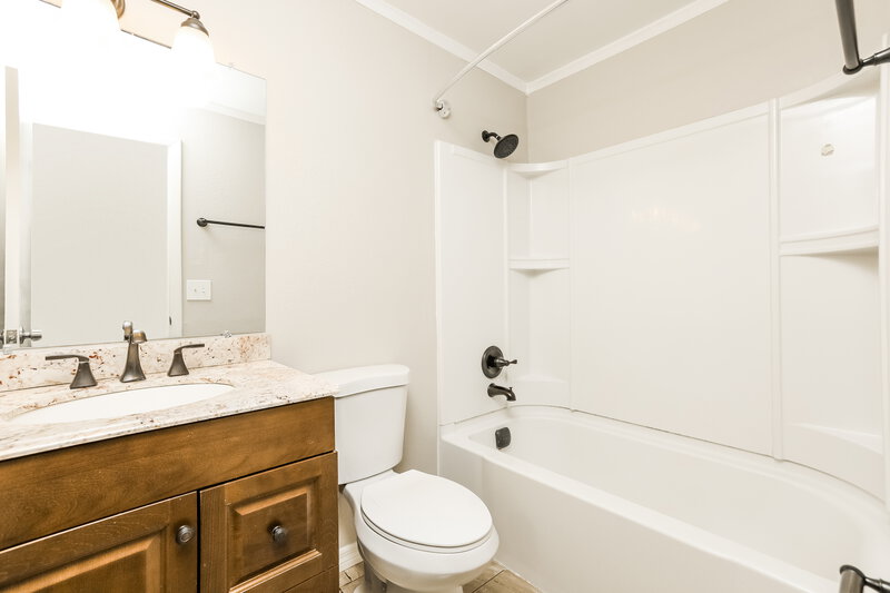 2,860/Mo, 392 Panama Cir Winter Springs, FL 32708 Bathroom View