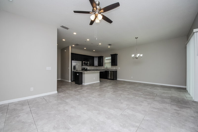 2,390/Mo, 978 Maypole Dr Apopka, FL 32703 Living Room View