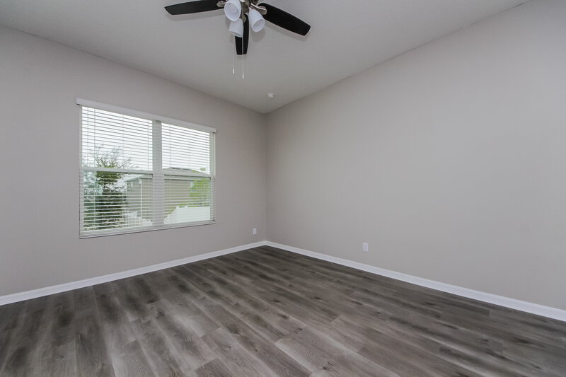 2,390/Mo, 978 Maypole Dr Apopka, FL 32703 Main Bedroom View 2
