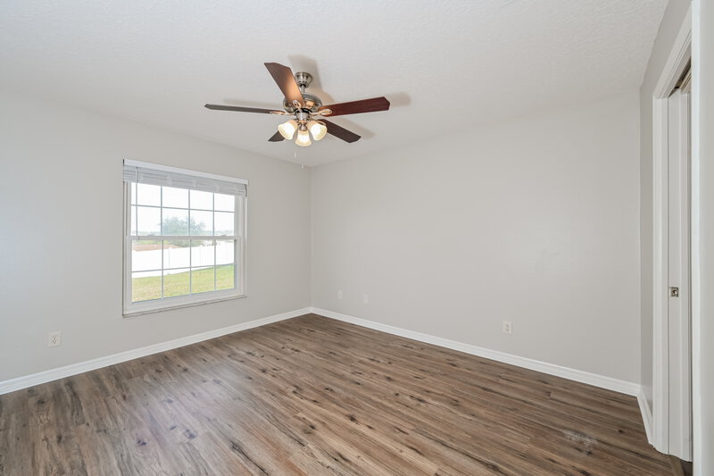 2,080/Mo, 1340 Willow Crest Dr Clermont, FL 34711 Living Room View 4