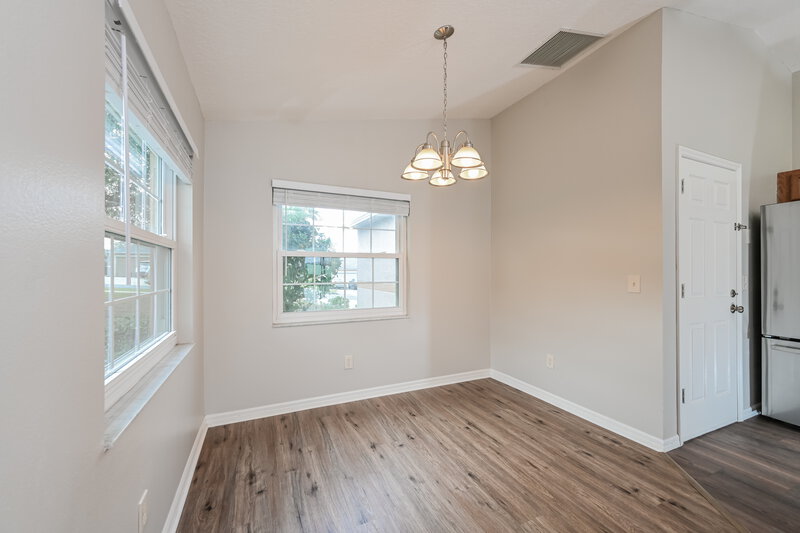 2,080/Mo, 1340 Willow Crest Dr Clermont, FL 34711 Dining Room View 2