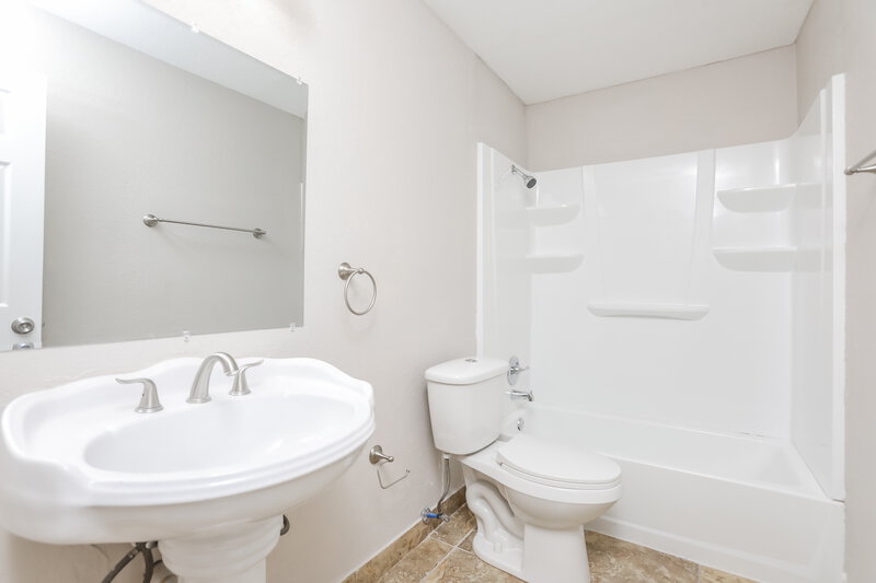 2,320/Mo, 602 Whittingham Pl Lake Mary, FL 32746 Bathroom View