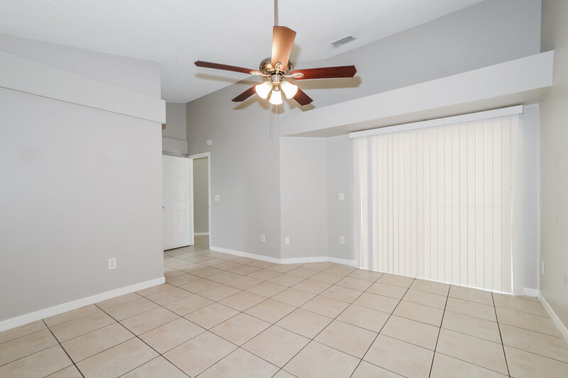 2,420/Mo, 320 MacGregor Rd Winter Springs, FL 32708 Main Bedroom View 2