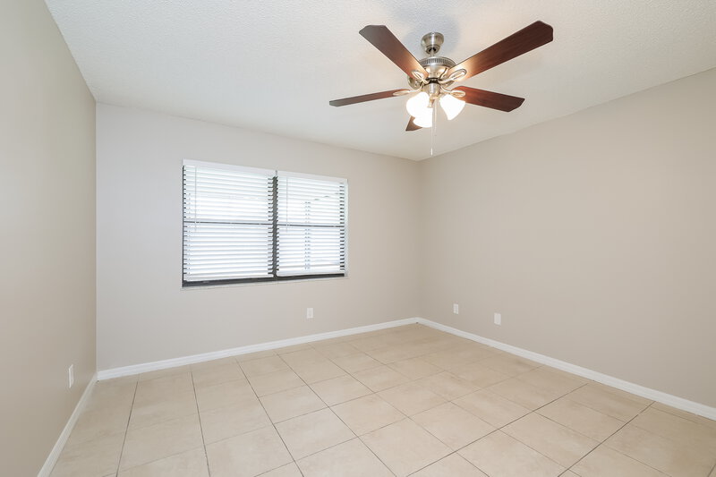 1,765/Mo, 704 Maderia Ct Kissimmee, FL 34758 Main Bedroom View