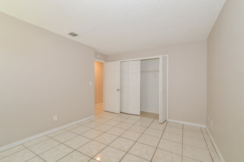 1,785/Mo, 704 Maderia Ct Kissimmee, FL 34758 Bedroom View 4