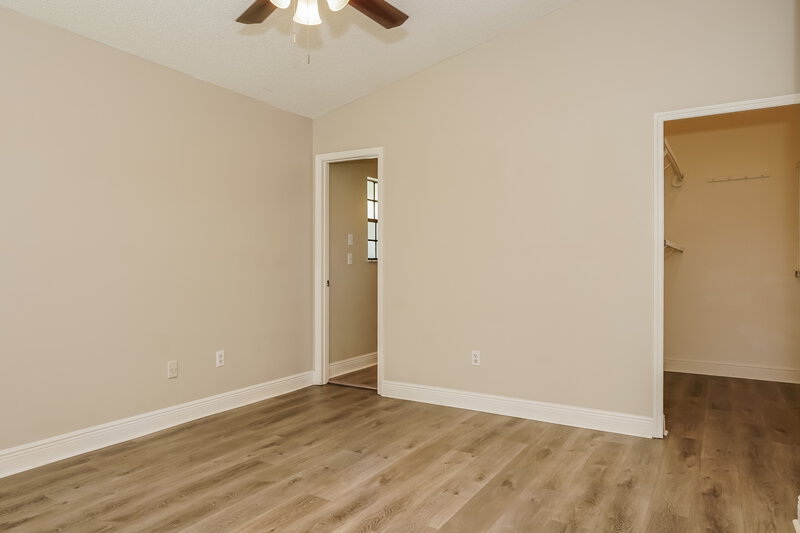 2,045/Mo, 634 Monroe Harbor Pl Sanford, FL 32773 Main Bedroom View