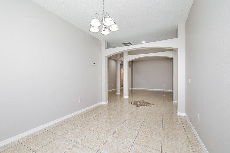 2,470/Mo, 2103 The Oaks Blvd Kissimmee, FL 34746 Dining Room View