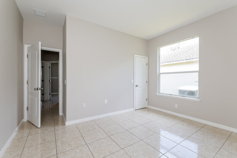 2,470/Mo, 2103 The Oaks Blvd Kissimmee, FL 34746 Bedroom View 2