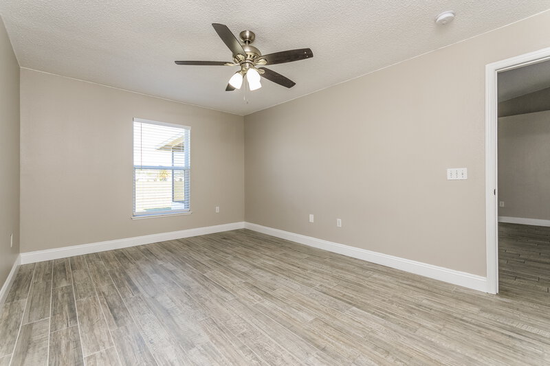 3,050/Mo, 16213 Wilkinson Dr Clermont, FL 34714 Main Bedroom View