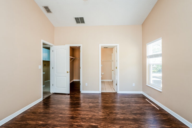 2,180/Mo, 10449 Lake Hasson Cir Clermont, FL 34711 Main Bedroom View