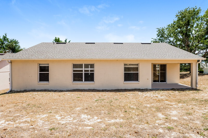 2,180/Mo, 10449 Lake Hasson Cir Clermont, FL 34711 Rear View 2
