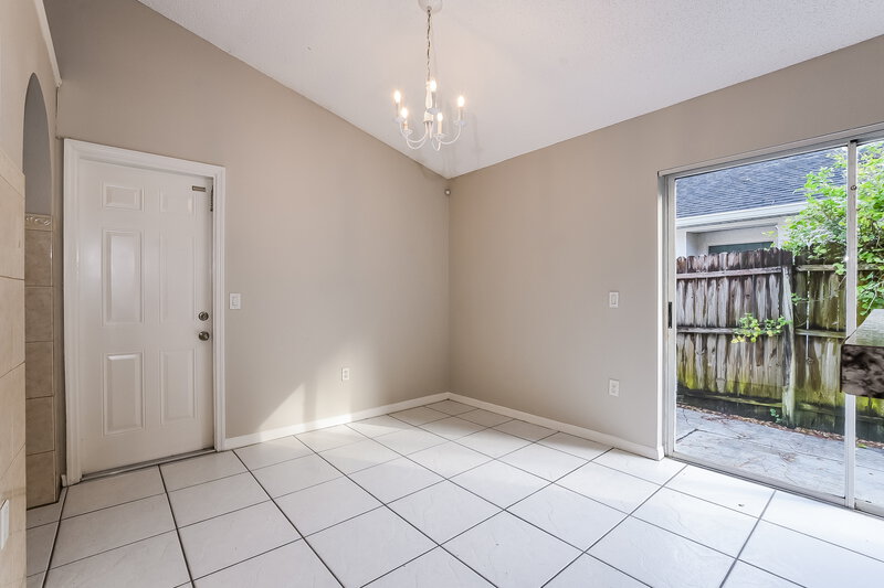 2,570/Mo, 160 Gleason Cv Sanford, FL 32773 Dining Room View