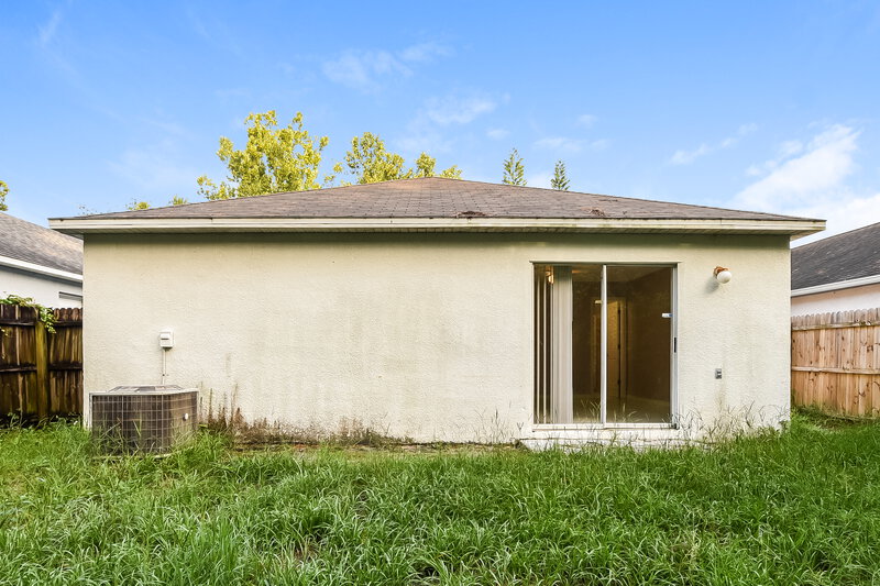 2,570/Mo, 160 Gleason Cv Sanford, FL 32773 Rear View