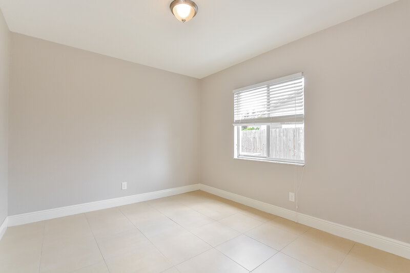 2,355/Mo, 8431 Alveron Ave Orlando, FL 32817 Bedroom View 2