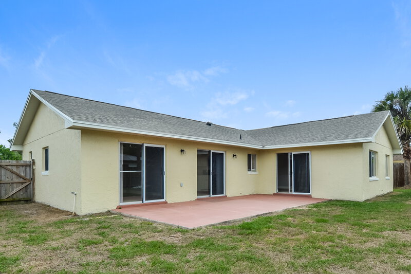 2,355/Mo, 8431 Alveron Ave Orlando, FL 32817 Rear View 2
