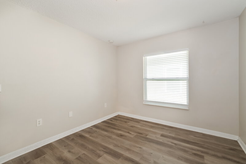 1,825/Mo, 31074 Lochmore Cir Sorrento, FL 32776 Bedroom View 3