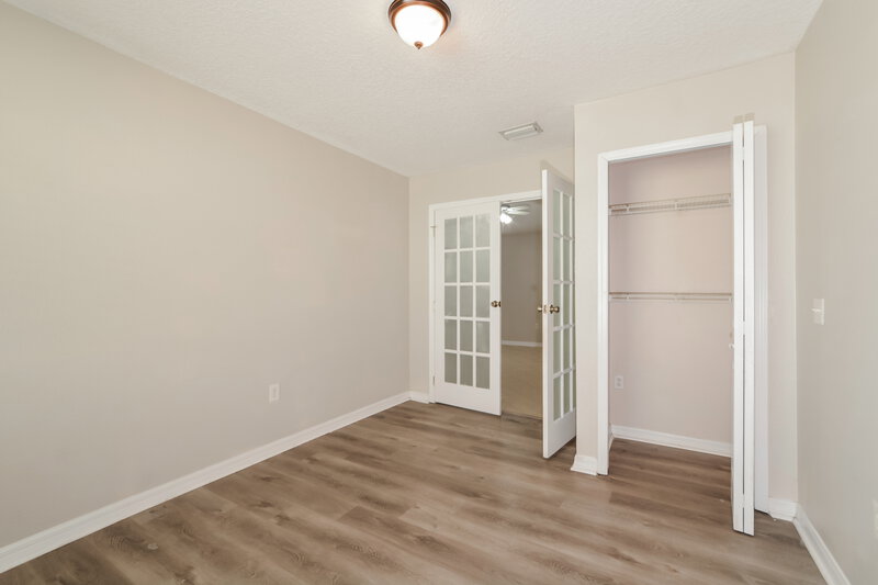 1,825/Mo, 31074 Lochmore Cir Sorrento, FL 32776 Bedroom View 4