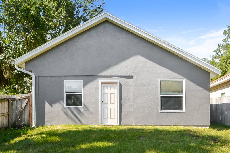 1,825/Mo, 31074 Lochmore Cir Sorrento, FL 32776 Rear View