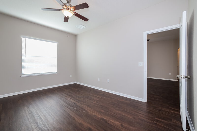2,105/Mo, 2220 Paria Ln Kissimmee, FL 34758 Main Bedroom View 2