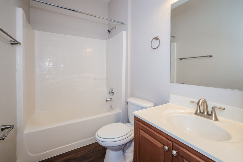 2,105/Mo, 2220 Paria Ln Kissimmee, FL 34758 Bathroom View