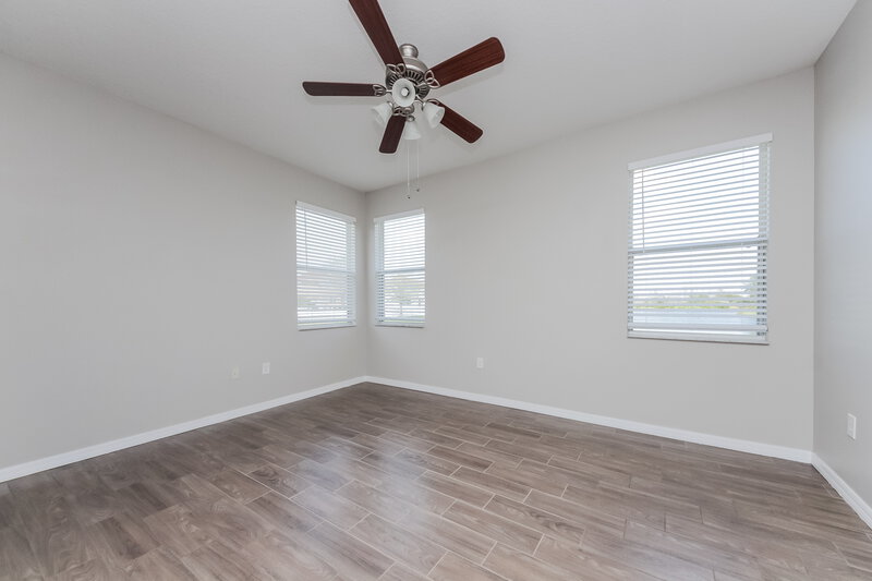 2,230/Mo, 3537 Harlequin Dr Saint Cloud, FL 34772 Main Bedroom View 2