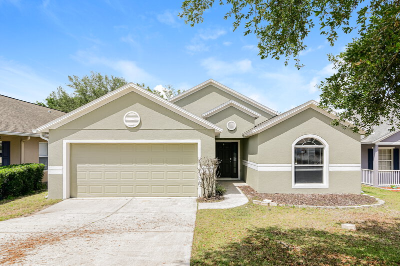 2,015/Mo, 2055 Newtown Rd Groveland, FL 34736 External View
