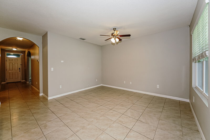 2,410/Mo, 3905 Crimson Clover Dr Mount Dora, FL 32757 Living Room View