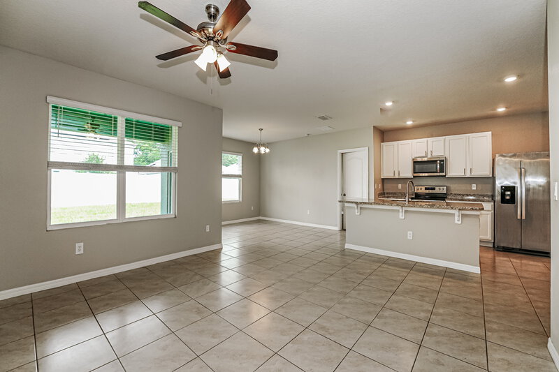 2,410/Mo, 3905 Crimson Clover Dr Mount Dora, FL 32757 Living Room View 2