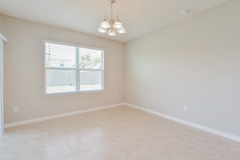 2,335/Mo, 3905 Crimson Clover Dr Mount Dora, FL 32757 Dining Room View