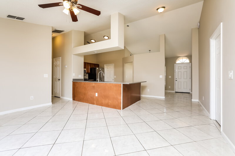 2,440/Mo, 371 Snowshoe Ct Orlando, FL 32835 Breakfast Nook View