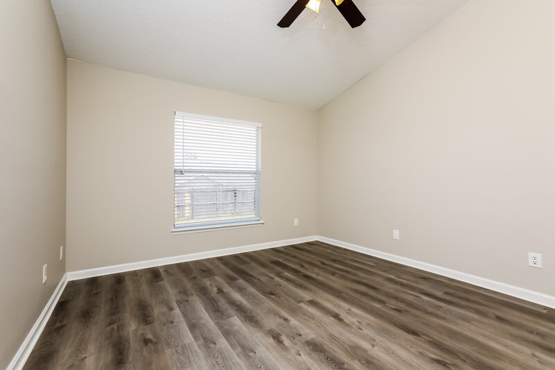 2,440/Mo, 371 Snowshoe Ct Orlando, FL 32835 Main Bedroom View