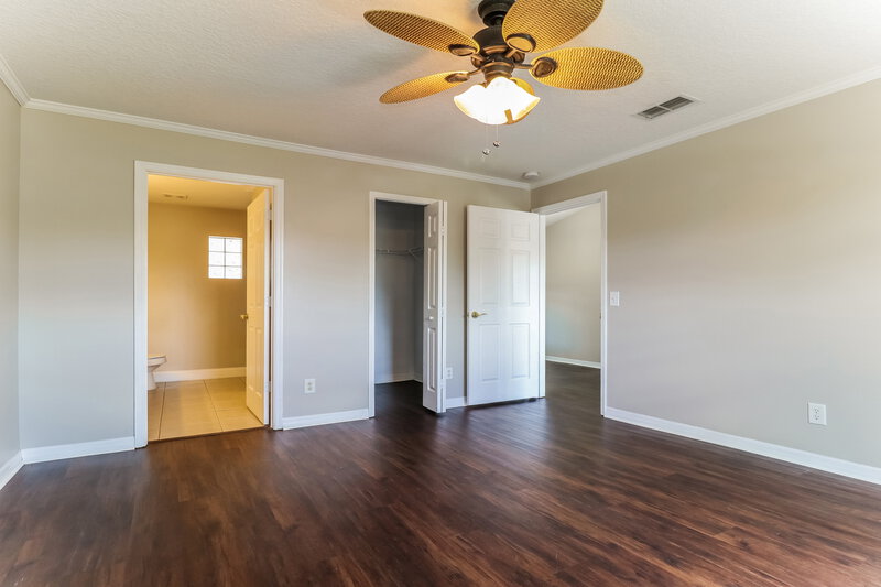 2,245/Mo, 710 Armadillo Dr Deltona, FL 32725 Main Bedroom View