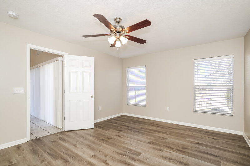 2,285/Mo, 2200 Blackhawk St Clermont, FL 34714 Main Bedroom View 2
