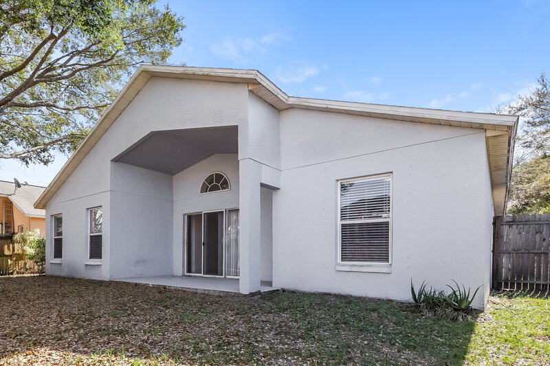 2,285/Mo, 2200 Blackhawk St Clermont, FL 34714 Rear View