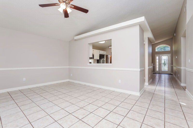 2,390/Mo, 12701 Reverend Hobson Ct Orlando, FL 32828 Living Room View