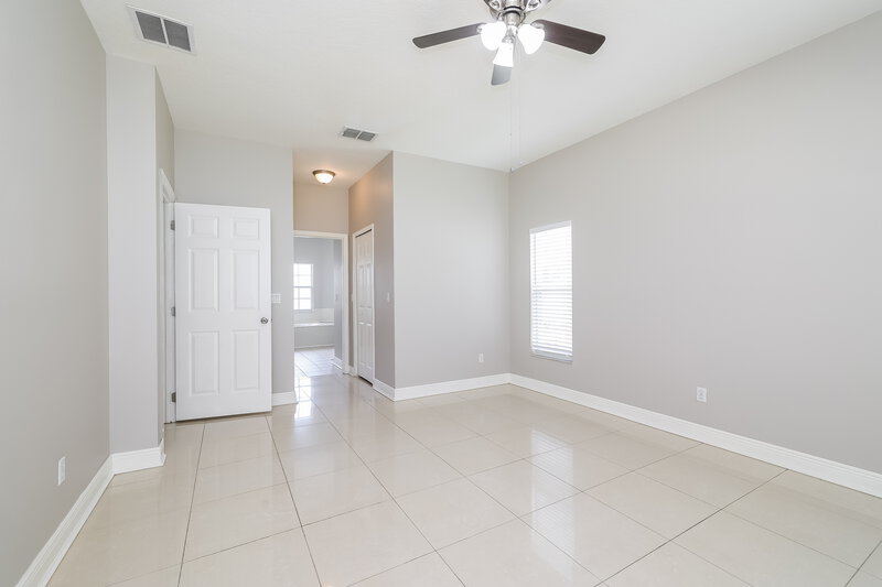 2,360/Mo, 2716 Patrician Cir Kissimmee, FL 34746 Main Bedroom View