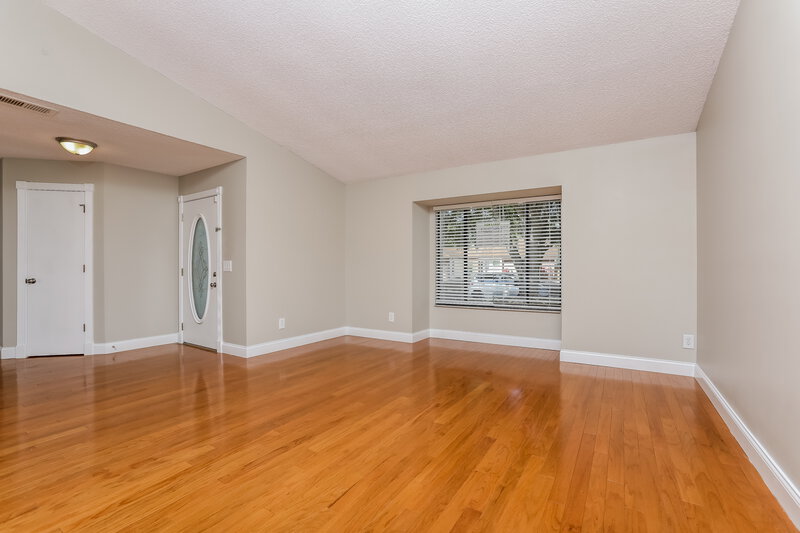 2,355/Mo, 3737 Valencia Grove Ln Orlando, FL 32817 Living Room View