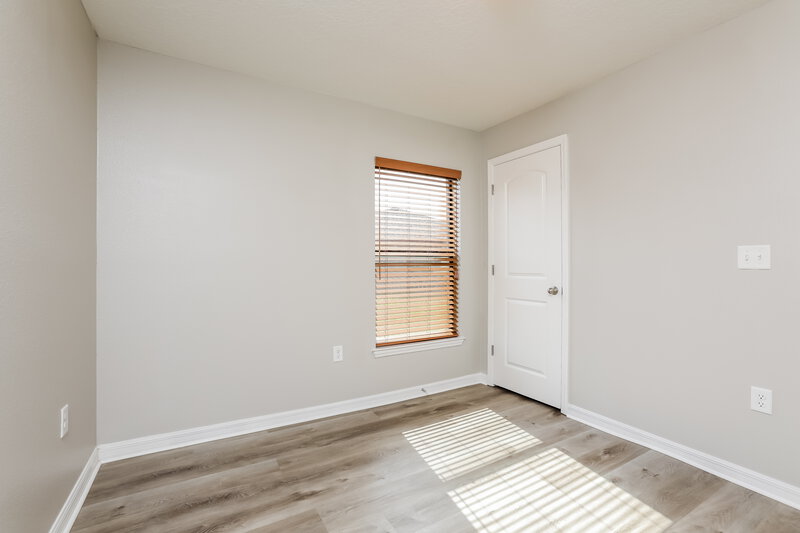 2,015/Mo, 2302 Bexley Dr Tavares, FL 32778 Bedroom View