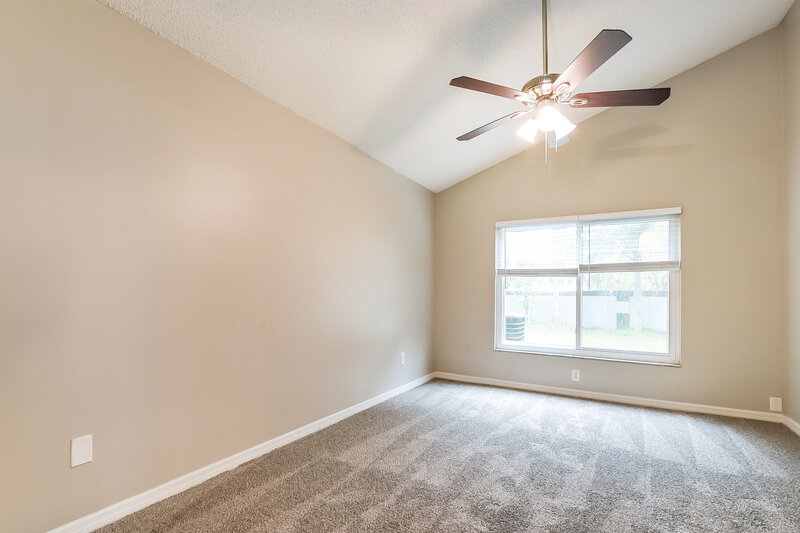 2,360/Mo, 356 Amethyst Ct Lake Mary, FL 32746 Main Bedroom View 2
