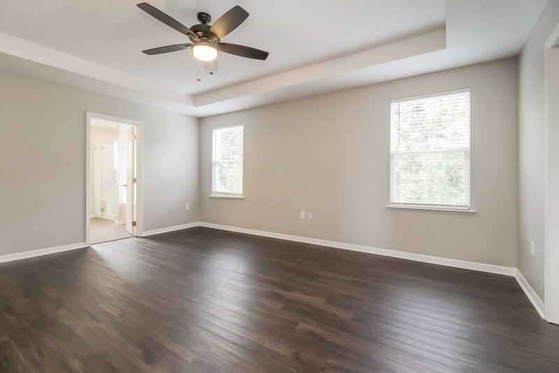 2,325/Mo, 1450 Sterns Dr Leesburg, FL 34748 Main Bedroom View 2