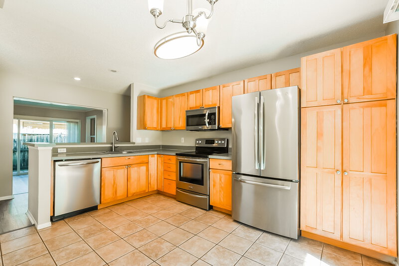 2,395/Mo, 3304 S St Lucie Dr Casselberry, FL 32707 Kitchen View