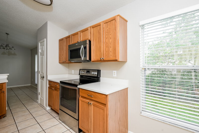 2,380/Mo, 2845 Oak Shore Rd Oviedo, FL 32766 Kitchen View